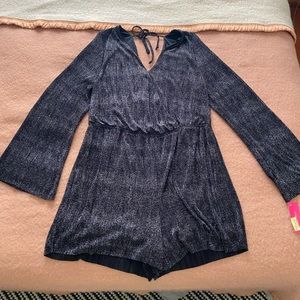 Sparkly Short Jumpsuit w/ deep neck & back w/ tie. Target brand size XXL NWT